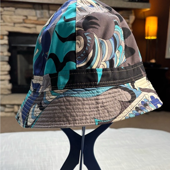 Emilio Pucci Multicolor Patterned Bucket Hat - Picture 1 of 7